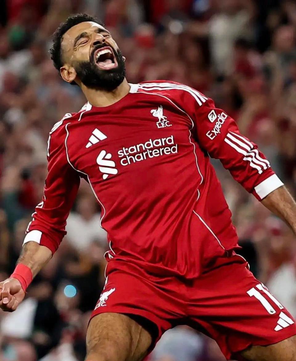 九游娱乐官网-包含赛地聚焦：英超清晨热度飙升；塞维利亚止住颓势；媒体盛赞；数据趋势出现新变化的词条