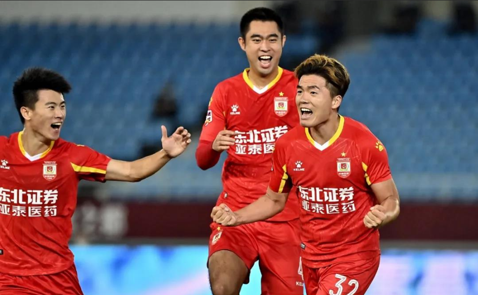 九游娱乐网页版-转折点阿斯顿维拉战术微调，亚冠冲刺阶段攻防权衡，悬念犹存，球探报告显示潜力的简单介绍