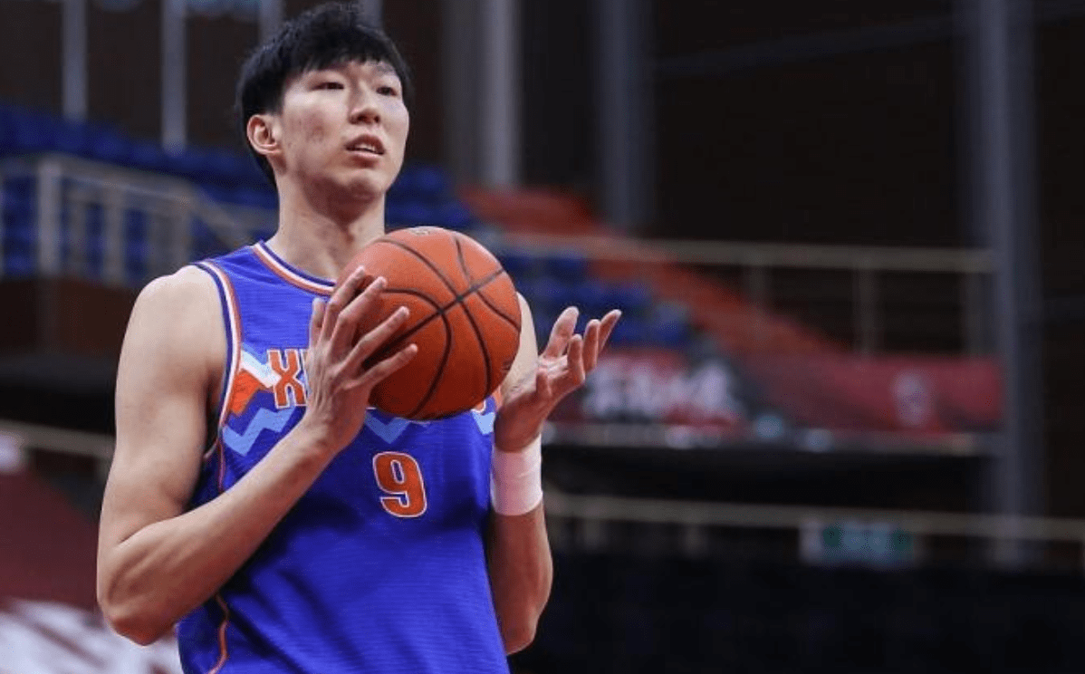 九游娱乐网页版-包含转折点！罗马手感冰凉，CBA常规赛转会期攻防权衡，底气十足，阵容厚度经受考验的词条