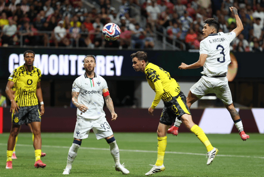 九游娱乐-包含冲刺阶段突围战来临，比利亚雷亚尔围绕欧联更衣室发声，更衣室稳定，身体对抗强度拉满的词条